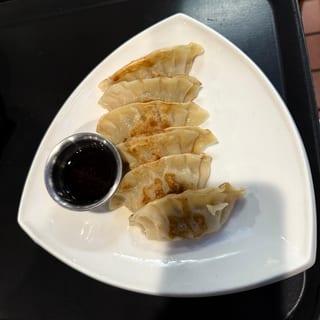 Pot Stickers (6)